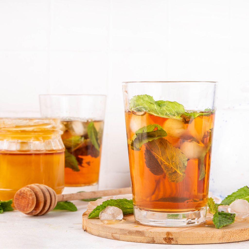 BEES KNEES COCKTAIL WITH MANUKA HONEY RECIPE