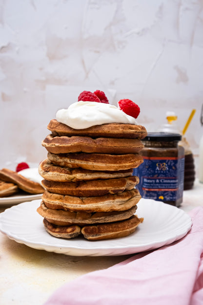 MANUKA HONEY AND CINNAMON