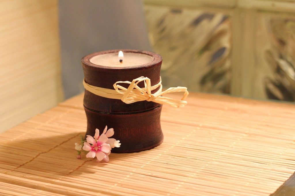 beeswax candle, bamboo, flame-1021137.jpg