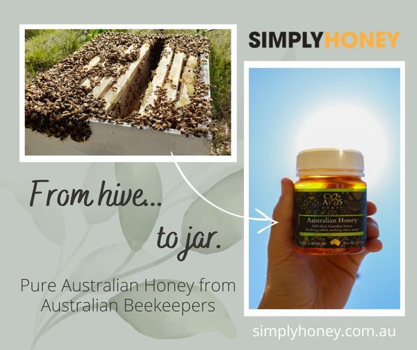 Simply honey from the hive to the jar